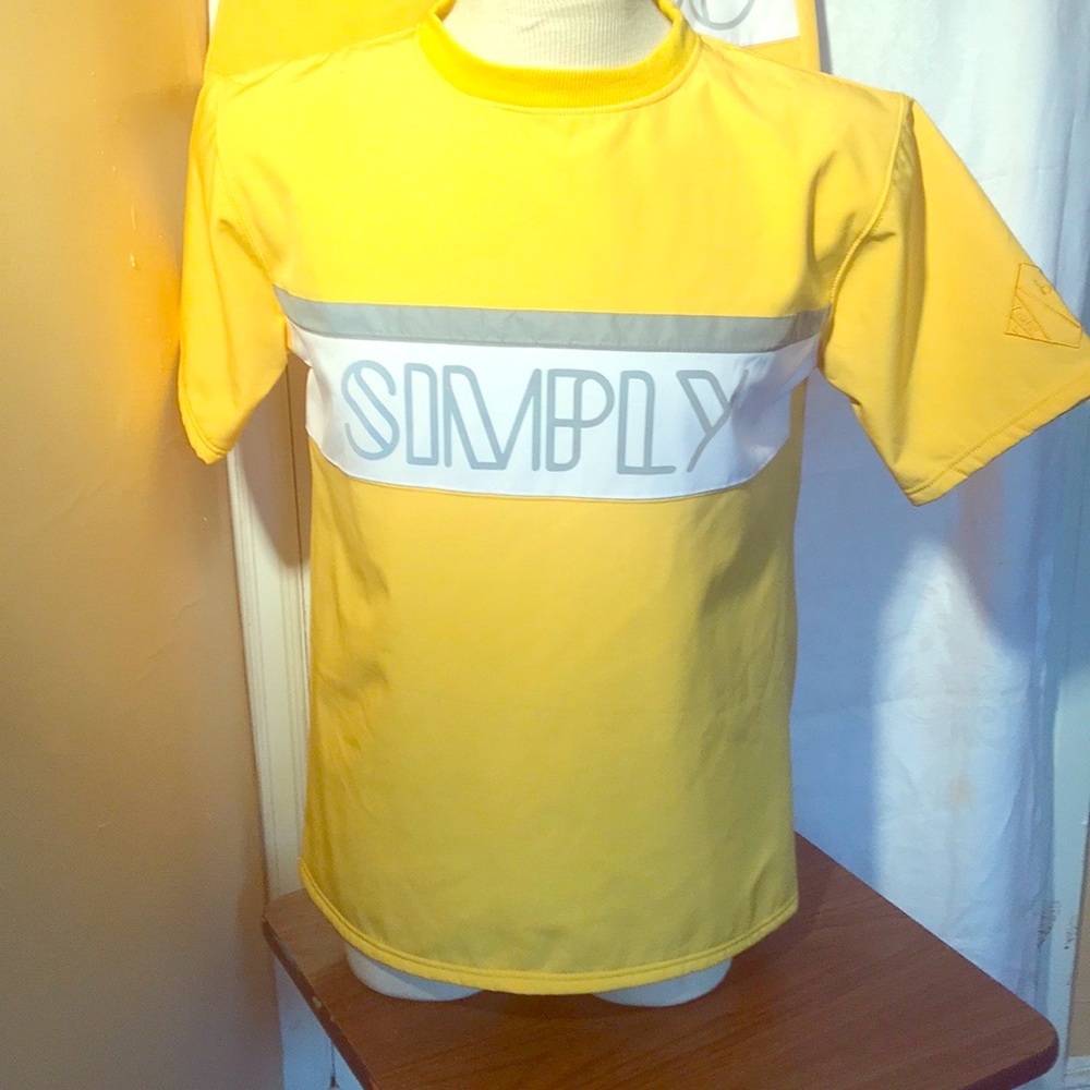 SIMPLY 100 NYLON SHIRT, SHORT SLEEVE, NWOT